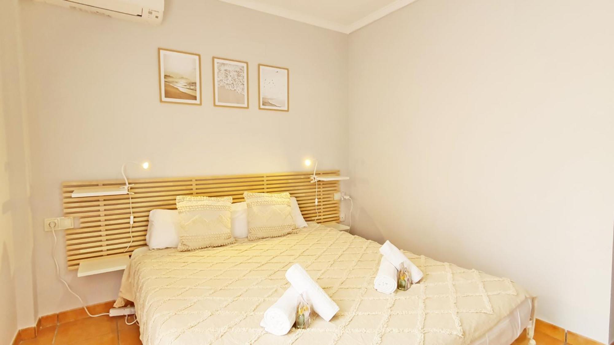 Apartamentos Par Tres - Oliva Nova Екстериор снимка