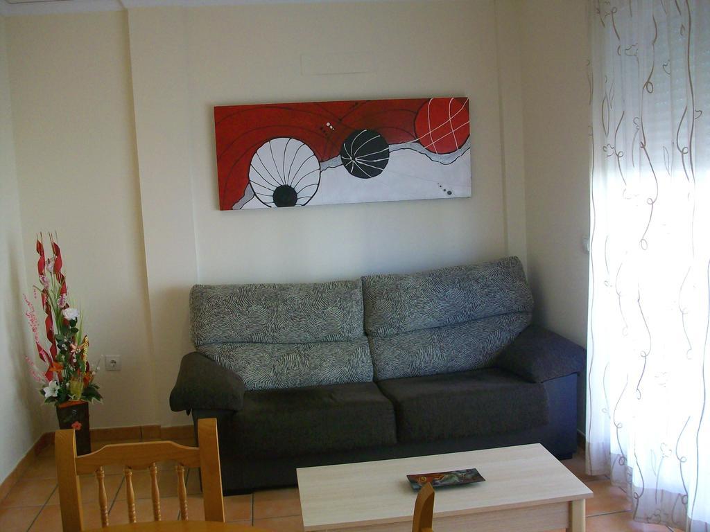 Apartamentos Par Tres - Oliva Nova Стая снимка